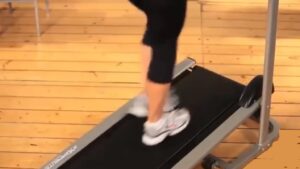Read more about the article How Does a Manual Treadmill Work?