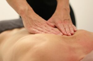 Read more about the article Exploring the Benefits and Techniques of Futon Massage