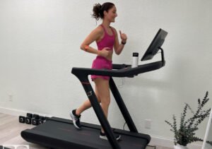 Read more about the article Peloton Treadmill vs NordicTrack 2950 ( Comparing Features, Performance, and Value )