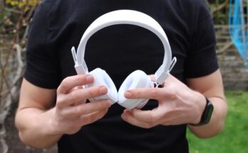 How To Connect Urbanears Headphones To Peloton