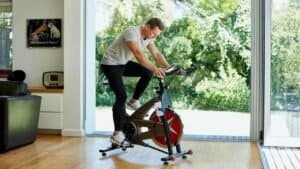 Read more about the article Is a Spin Bike a Good Way to Lose Weight? Discover Now!
