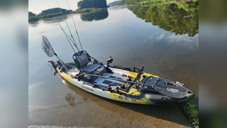 How to Kayak for Fishing?