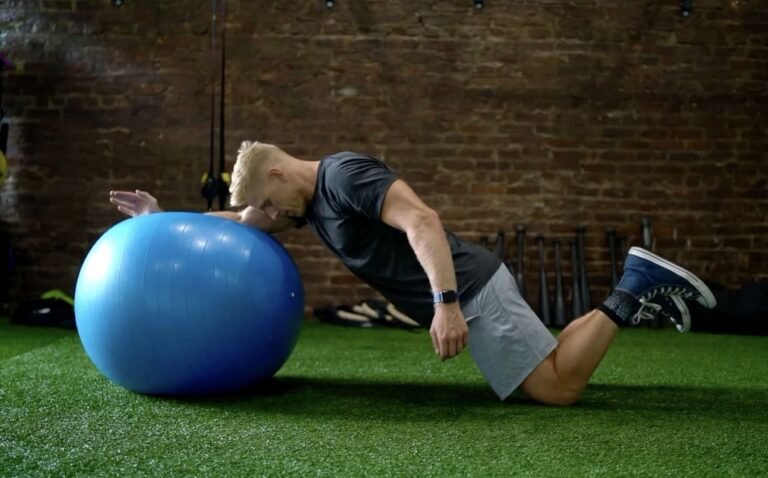 How Does A Balance Ball Improve Core Strength: Quick Wins How Does A Balance Ball Improve Core Strength